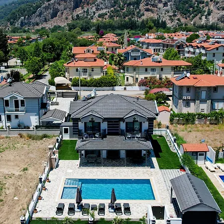 Villa Minel *